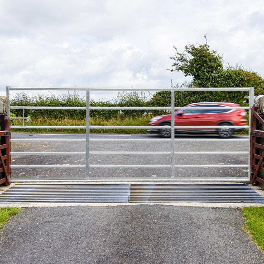 Durable Galvanized Metal Field Farm Gate Farm Gates Living and Home