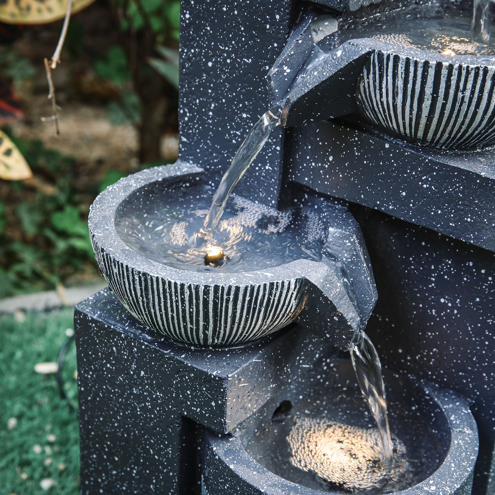 4-Tier Cascade Bowls Pots Water Fountain Garden Waterfall Fountains & Waterfalls