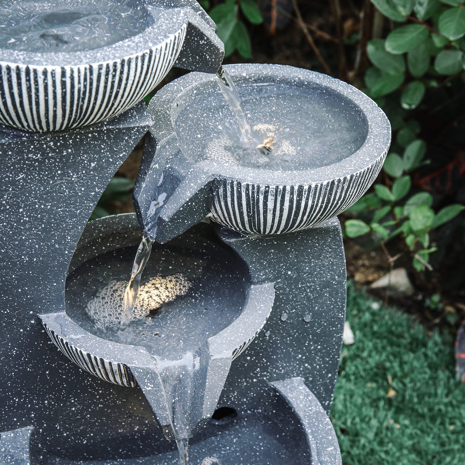 Cascading Bowls Garden Water Feature Fountain 4-Tier Fountain LED Fountain Fountains & Waterfalls