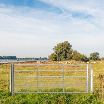 Durable and Rust-Resistan Half Mesh Metal Field Farm Gate Farm Gates Living and Home 